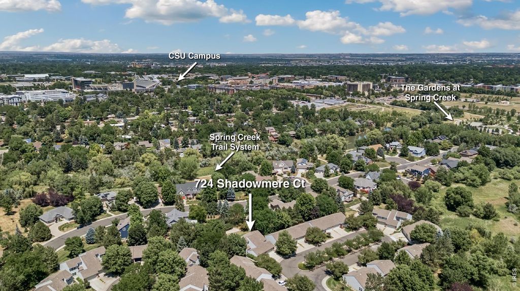 724 Shadowmere Ct