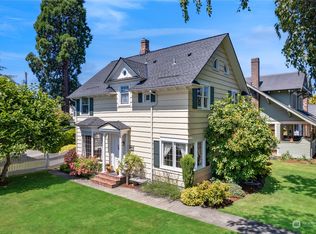 1812 Rucker Ave, Everett, WA 98201