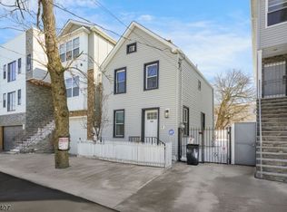 418 S 10Th St, Newark City, NJ 07103