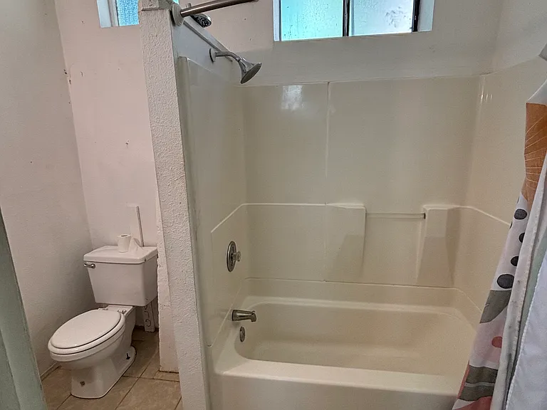 5324 NE 19th Ave — Photo 15