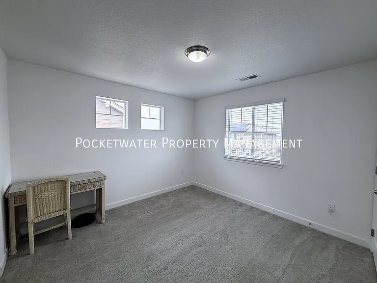 1856 Meagan Way — Photo 24