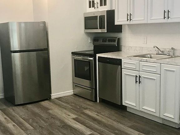 5th image of 1200 Stearns St #4