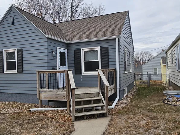 705 S West Ave, Sioux Falls, SD 57104