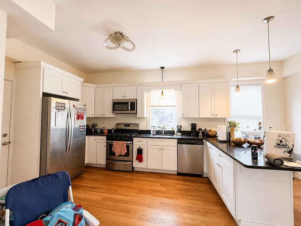 39 Millmont St #2