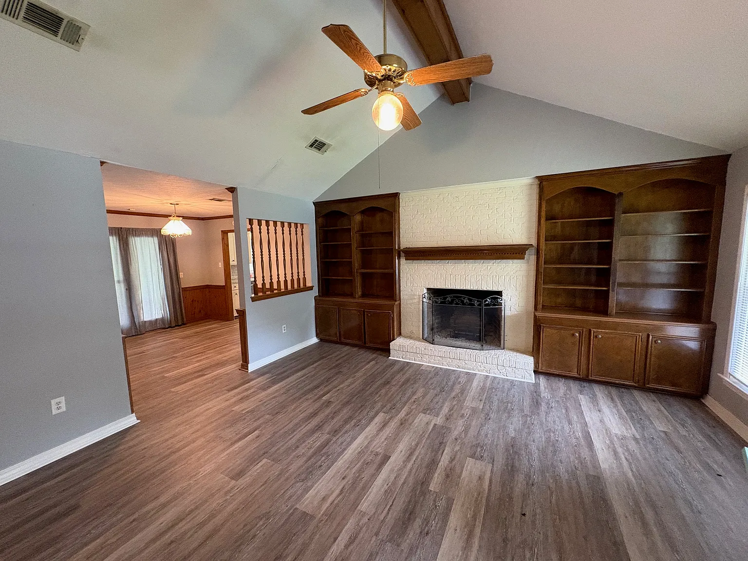 3 bed, 1451 sqft, $2,000 — Photo 3