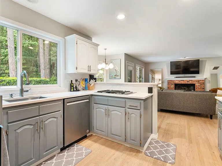 13278 Vermeer Dr — Photo 37