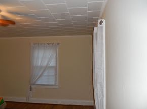 2nd image of 611 Spence St