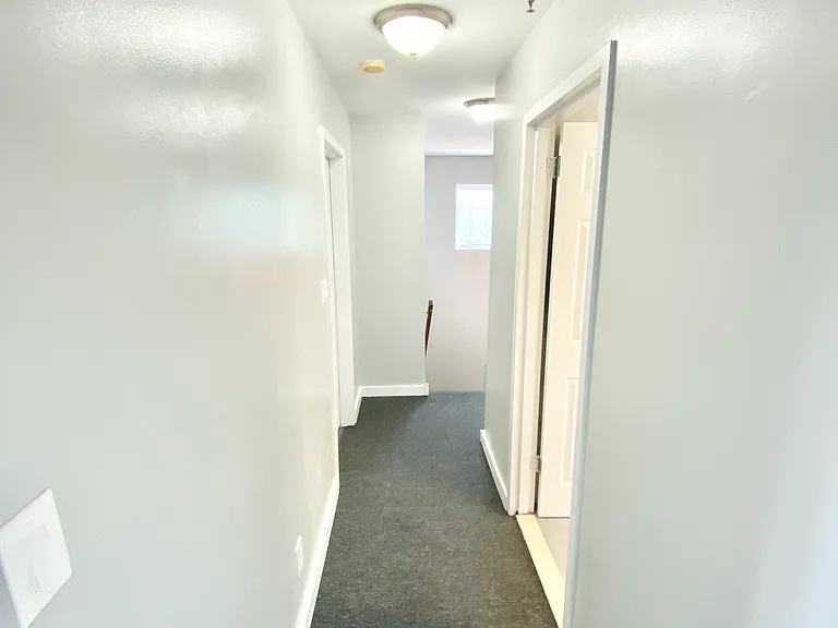 495 Valley St #24 — Photo 6