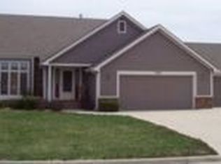2716 Inverness Ct, Lawrence, KS 66047
