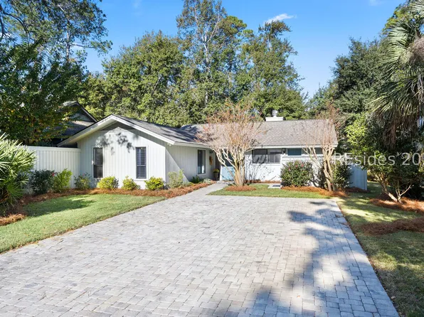 6 Possum Ln, Hilton Head Island, SC 29928