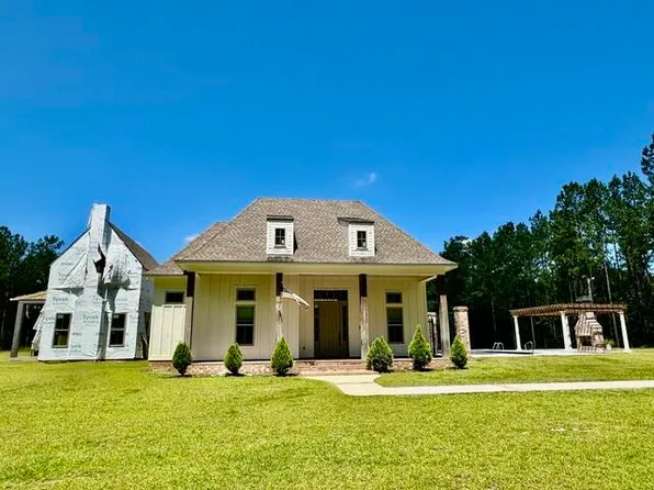 207 Lott Town Rd, Hattiesburg, MS 39402