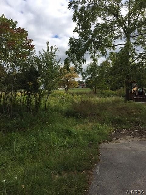 2nd image of 5336 Berg Rd