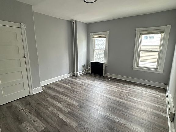 2nd image of 311 Lincoln Ave
