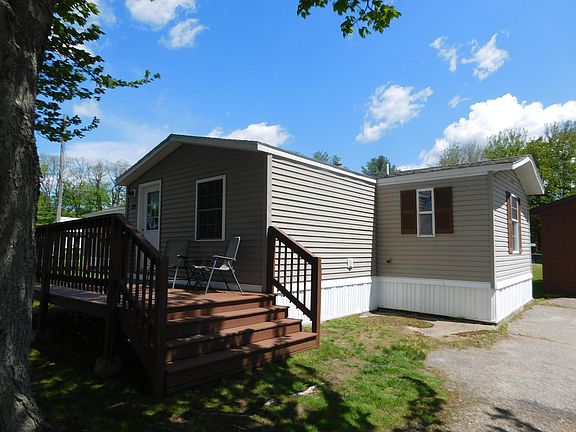 4th image of 212 Bradley Road