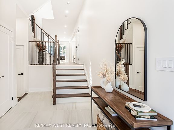 5th image of 3437 Park Heights Way