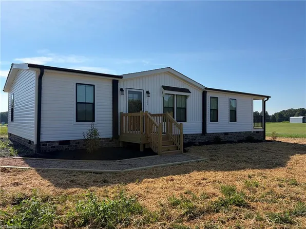 1250 Austin Little Mountain Rd, Ronda, NC 28670
