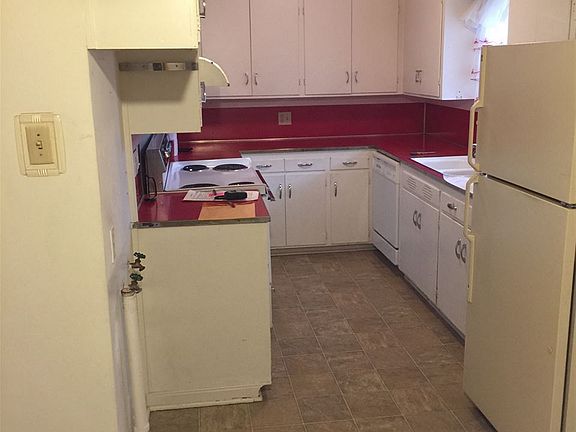 4th image of 307 W 27th Ave