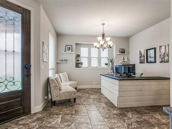 2nd image of 904 Travers Dr