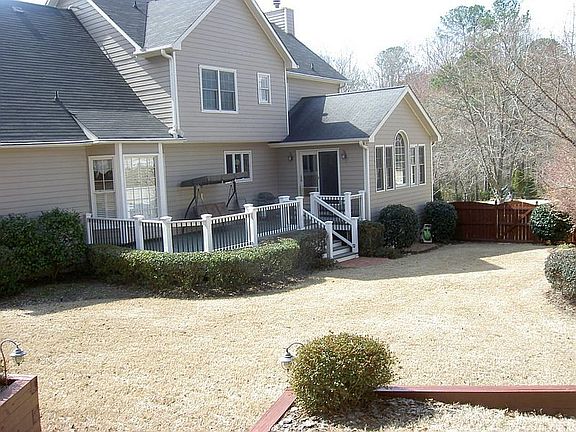 5th image of 2475 Hampton Glen Ct SW