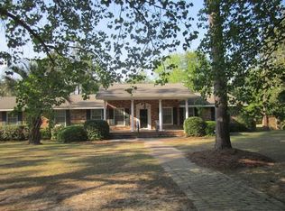 78 Robert E Lee Dr, Walterboro, SC 29488