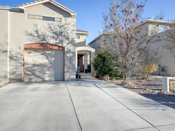 6908 Papaya St NE, Albuquerque, NM 87109