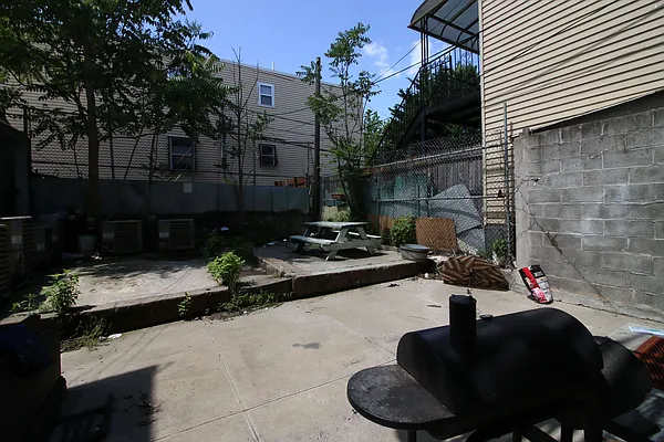 Rented by Gypsy Housing LLC | media 63