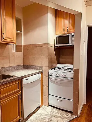 Rented by Voro NYC | media 8