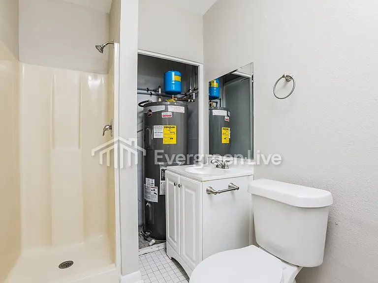 918 Hacienda Ct — Photo 9