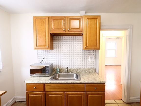 5th image of 790 Westminster Rd APT 3