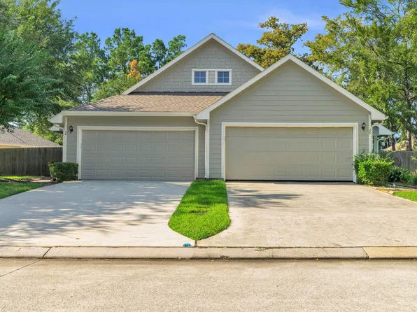 34 Greenwich Place, Conroe, TX 77384