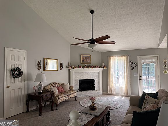2nd image of 1408 Water Wheel Dr