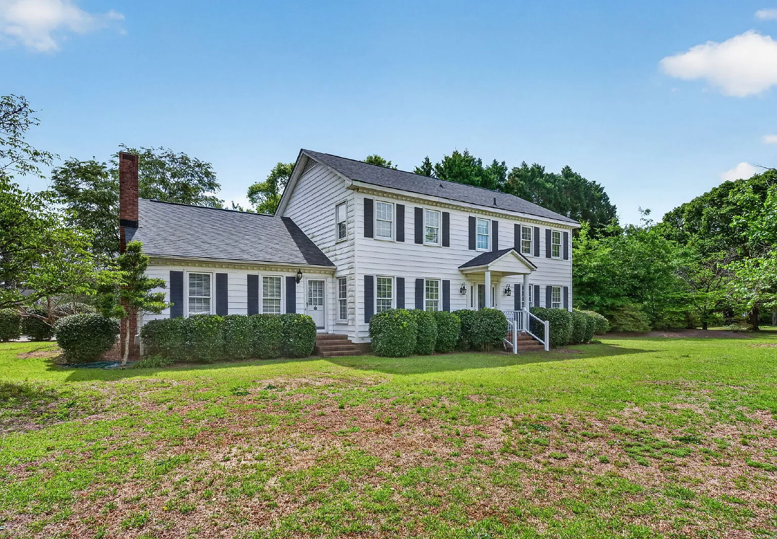 4 bed, 3.0 bath, 2459 sqft, $2,000 — Photo 4