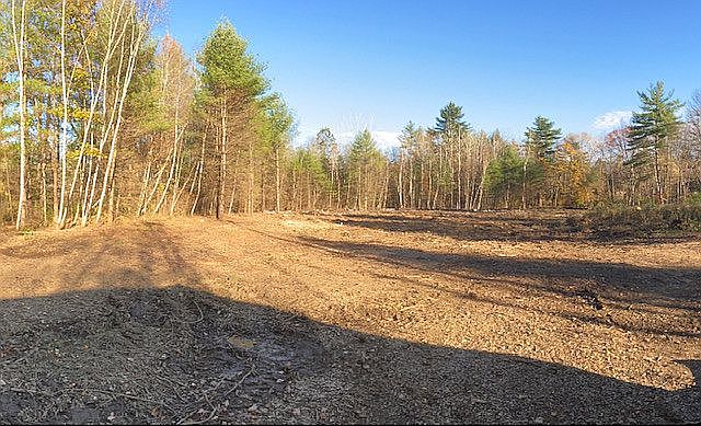 1st image of 38 Stonehurst Dr