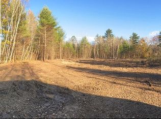 38 Stonehurst Dr, Queensbury, NY 12804