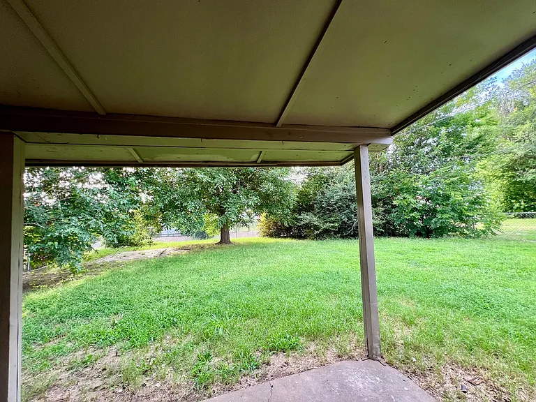 7400 S Drexel Ave — Photo 17