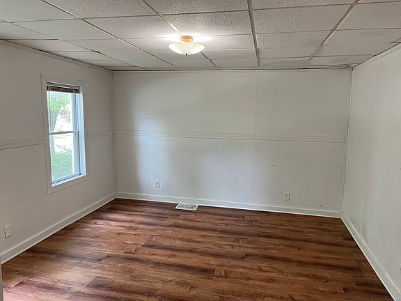 4th image of 123 Oak St #1