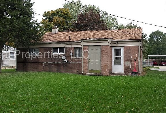 5th image of 1810 Carol Ann Ave