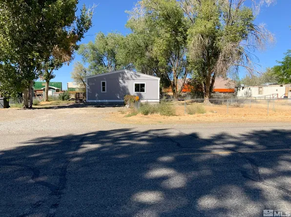 4105 Golden Circle Dr, Winnemucca, NV 89445