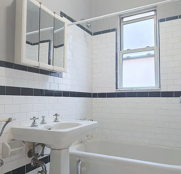 58-34 43rd Ave #3F — Photo 4