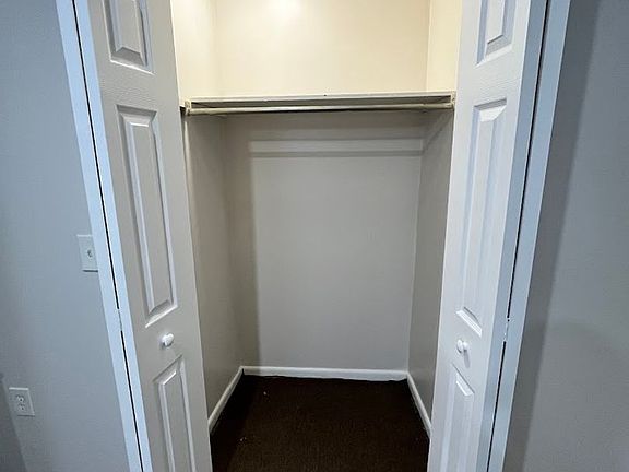 5th image of 315 1st St APT 1B