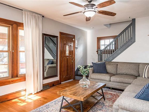 5th image of 1322 Arbor Ave