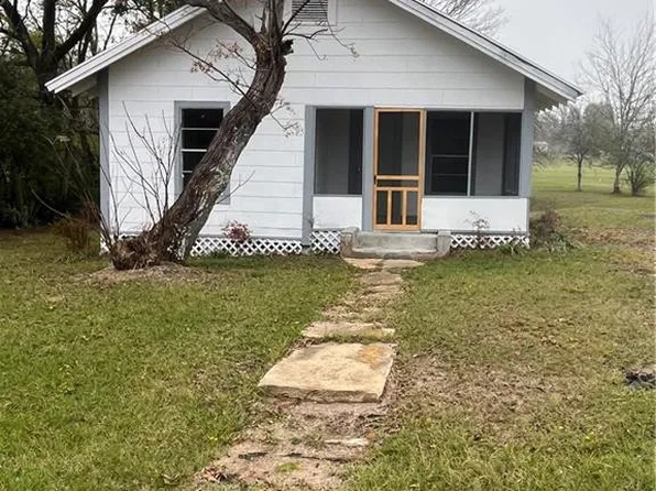 154 Church St, Campti, LA 71411