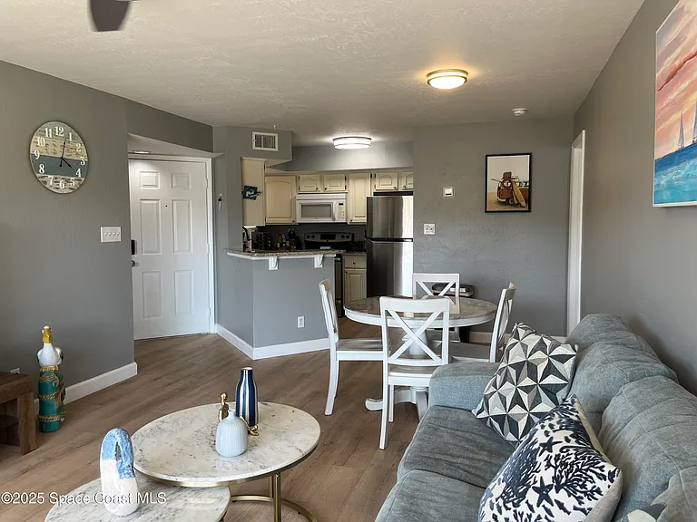1850 Charlesmont Dr #7-118 — Photo 6