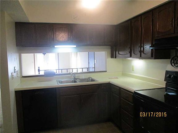 5th image of 689 Cielo Vista Dr
