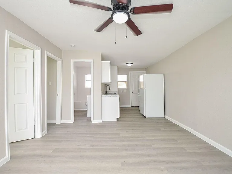6010 Collingsworth St #2 — Photo 5