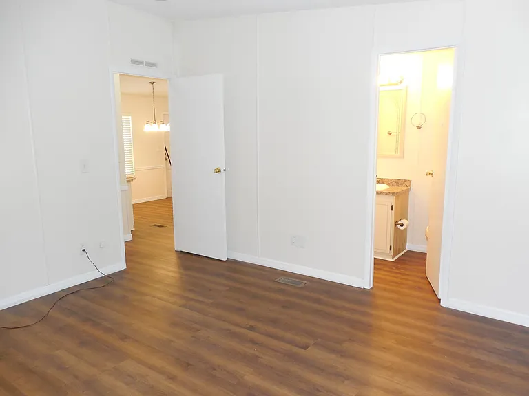 2055 S Floral Ave #50 — Photo 18