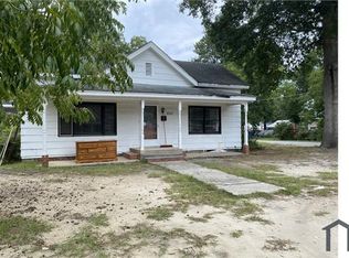 400 S Washington Ave, Dunn, NC 28334