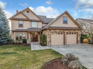 3904 Crystal Springs Dr, Medford, OR 97504