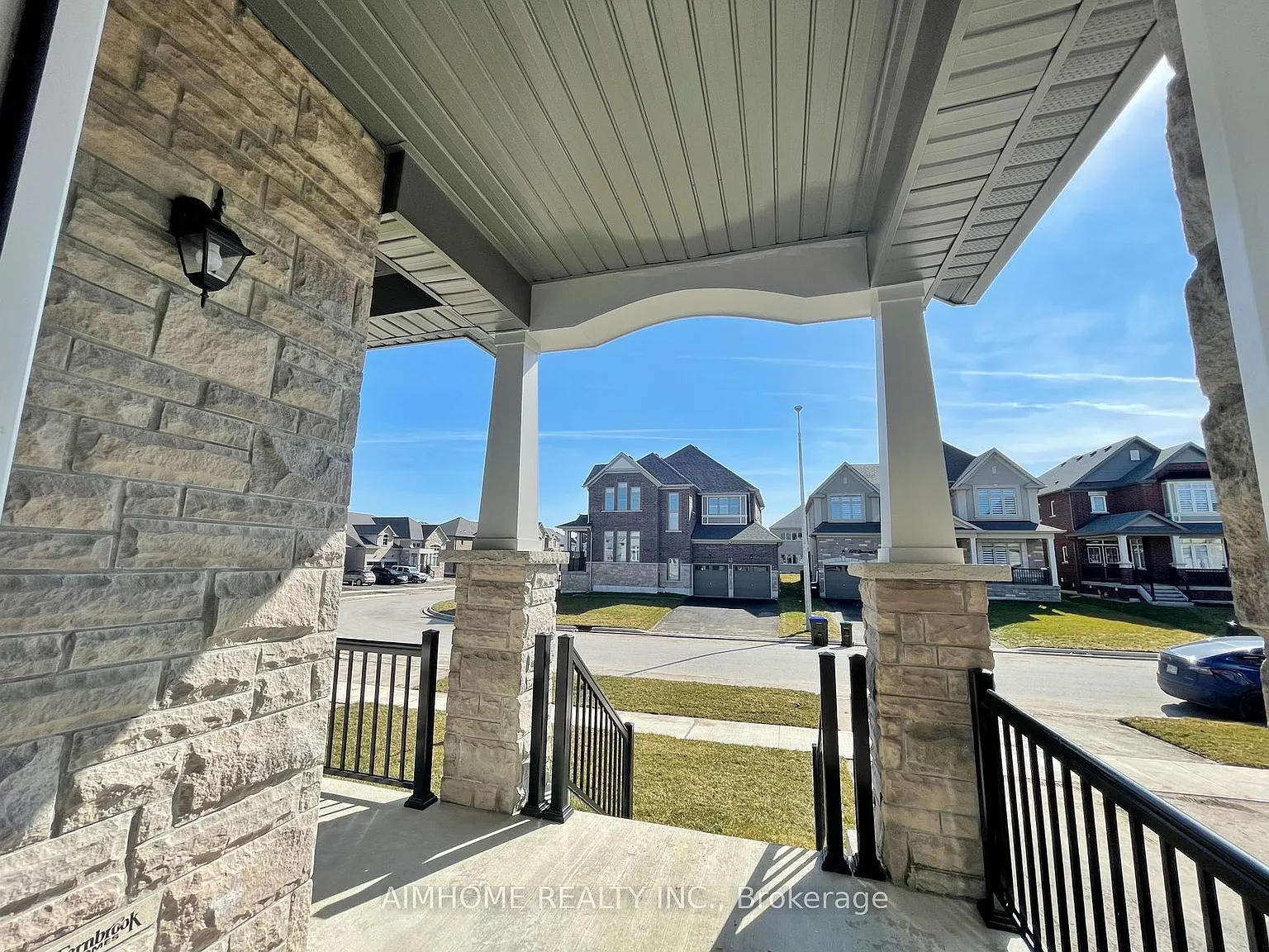 4 bed, $4,000 — Photo 4