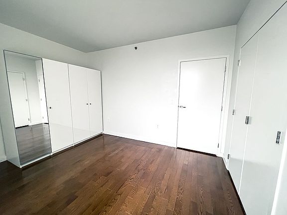 3rd image of 12-15 Broadway #816